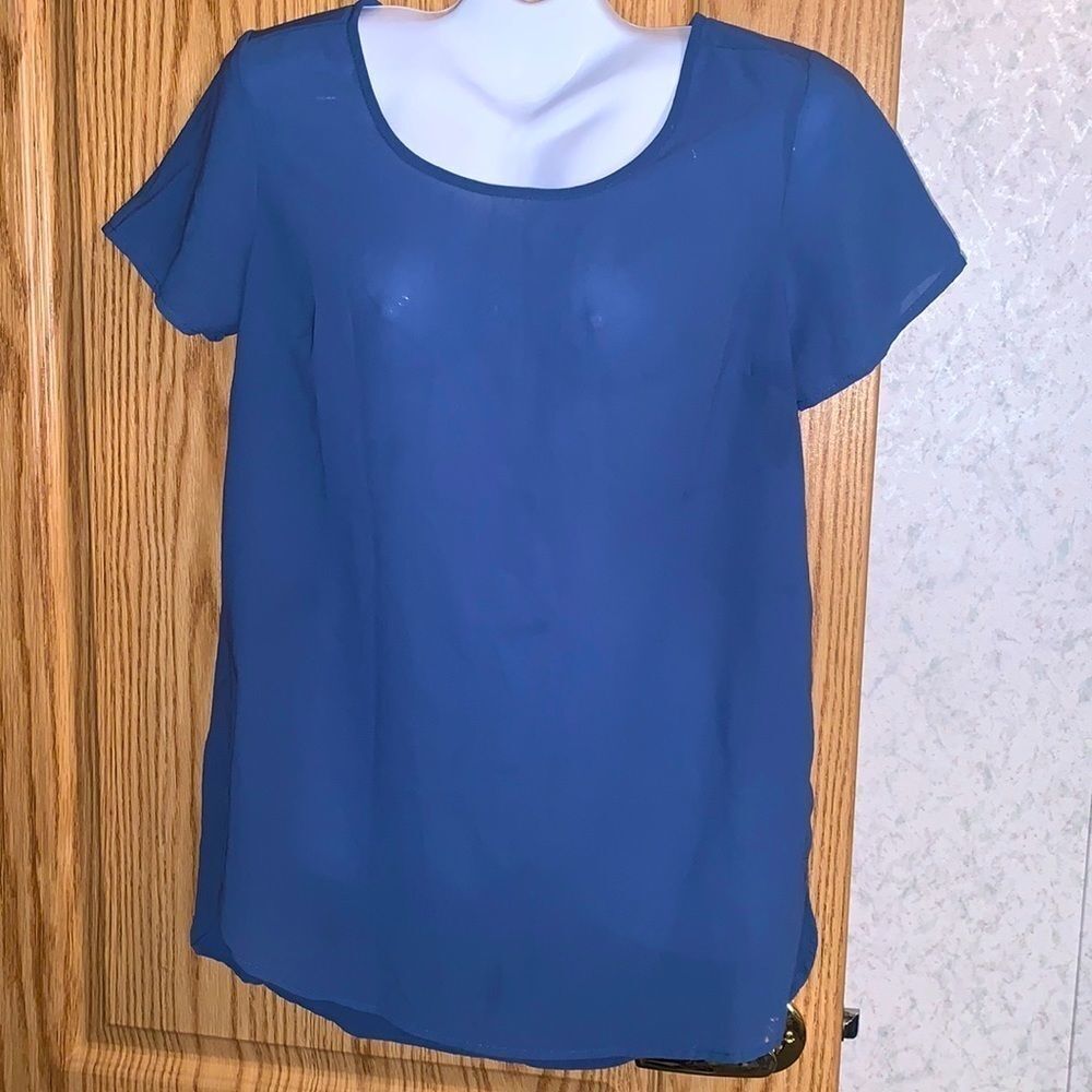 Women’s lightweight Japna Large blouse.